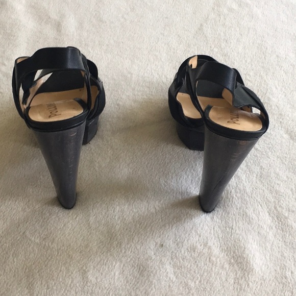 Polling Shoes - Picture 3 of 4